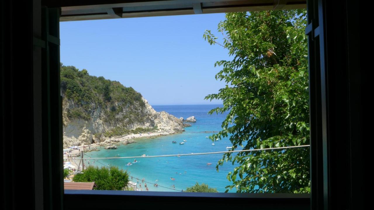 Caltabania Suites Áyios Nikítas Exteriér fotografie