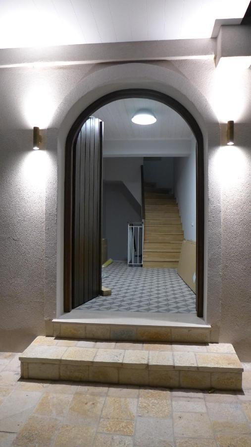 Caltabania Suites Áyios Nikítas Exteriér fotografie